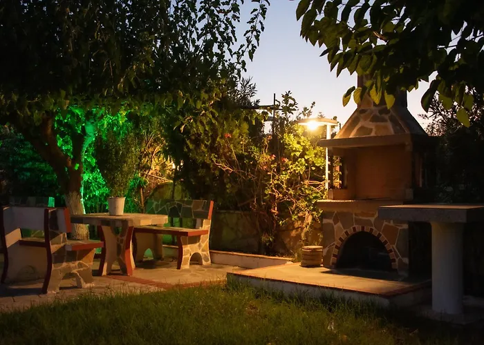 Manao Summer House
