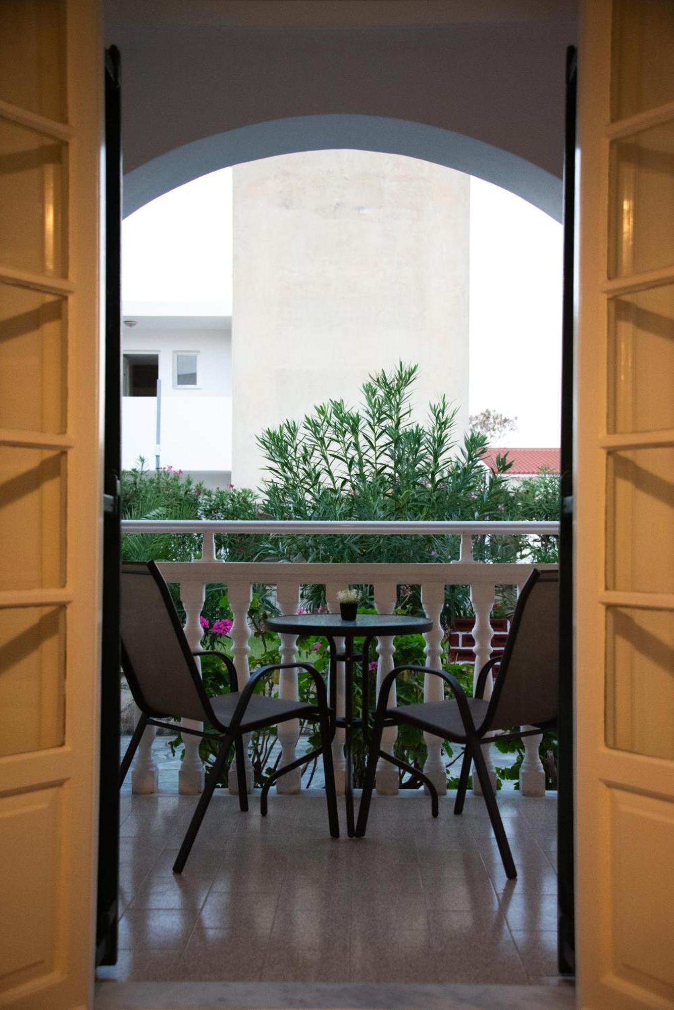 Manao Summer House