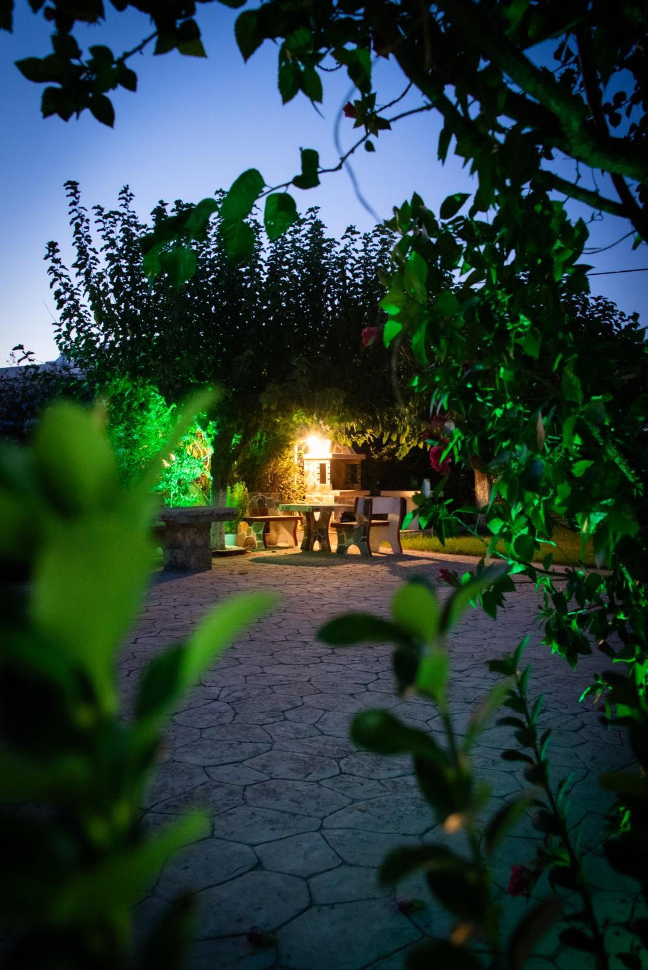 Manao Summer House * Τσιλιβί